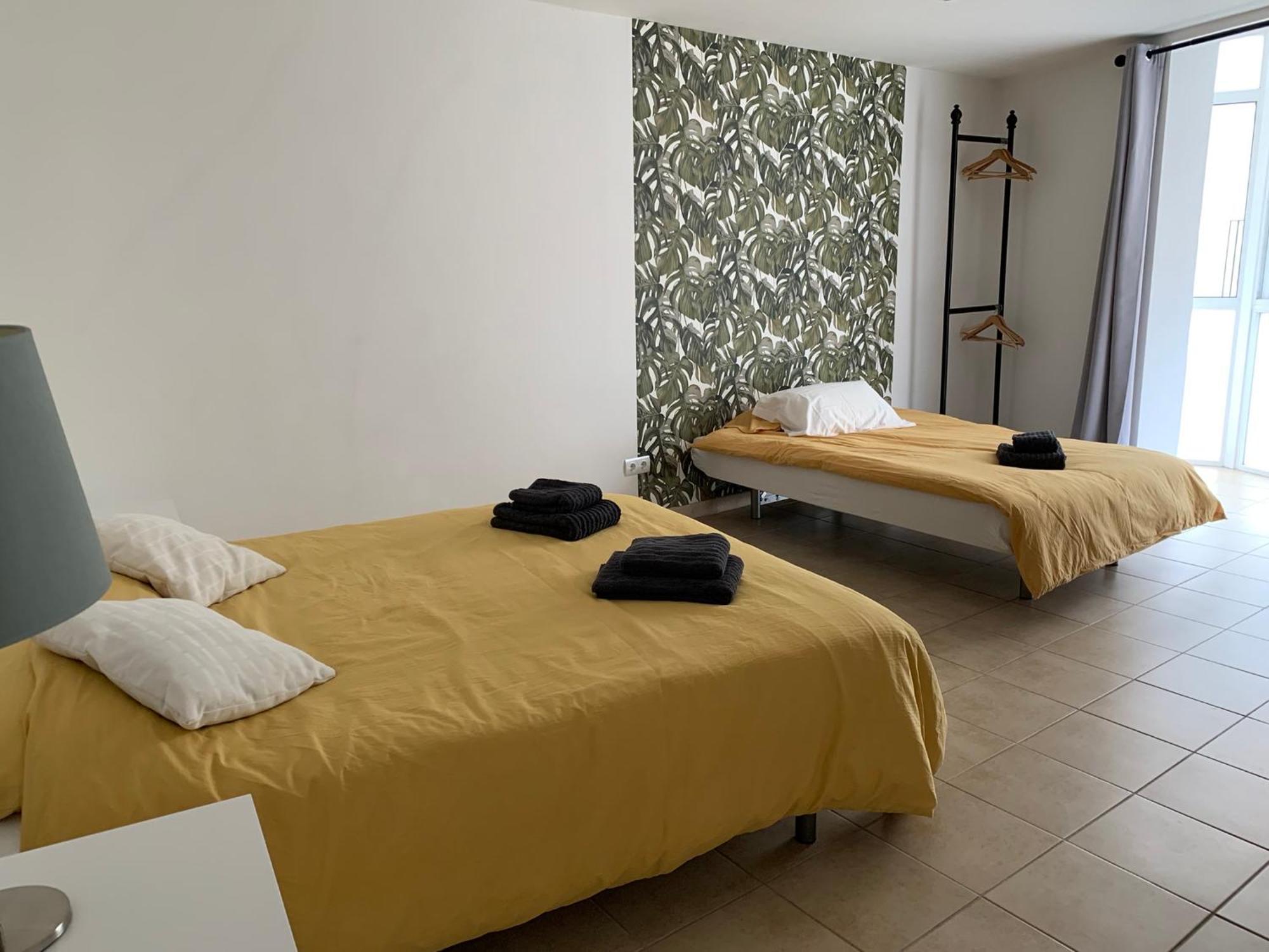 Hostal Casa Michaels Mora d'Ebre Exterior foto